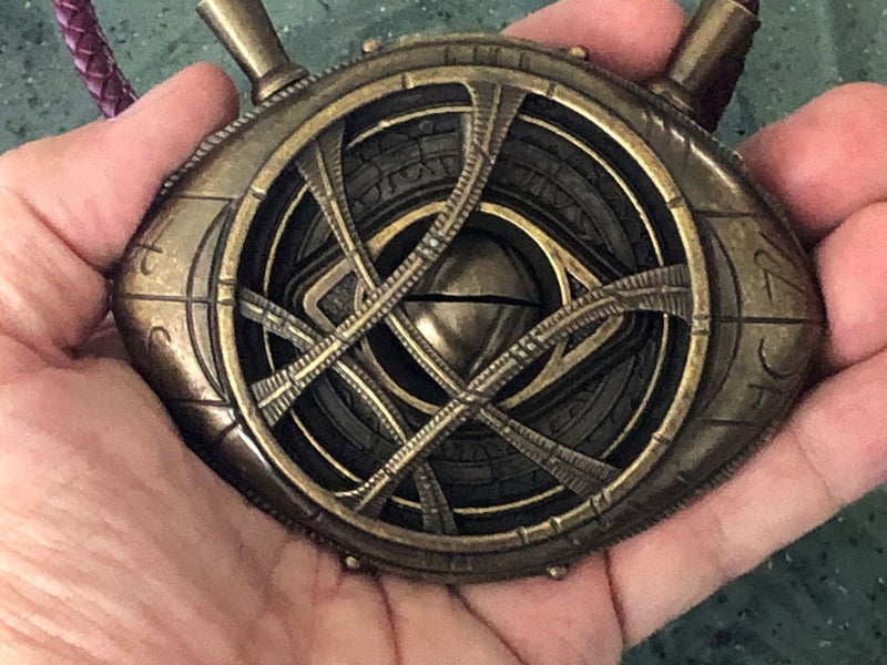 Marvel Avengers Doctor Strange Eye of Agamotto Metal shine pendant Infinity  Time Stones Necklace Keychain Figure Model Toys